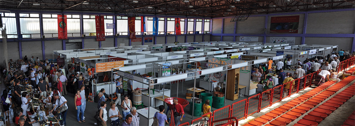 hala_Panorama2-lo сајам шљива осечина